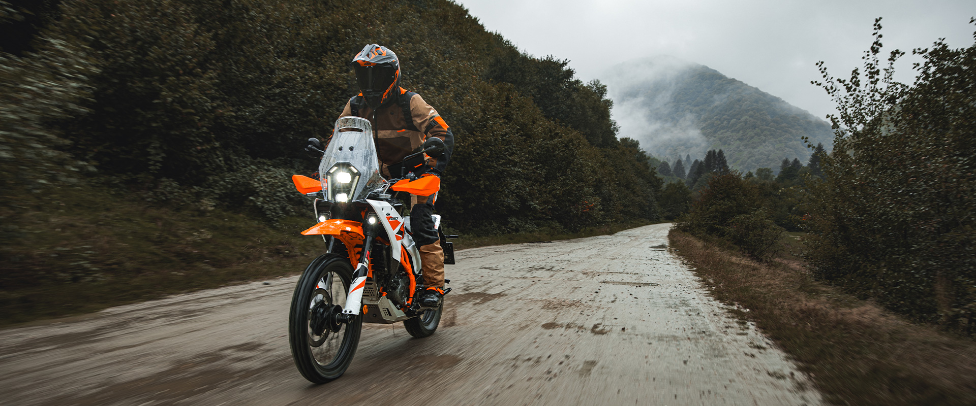 2025 KTM 390 ADVENTURE R side view