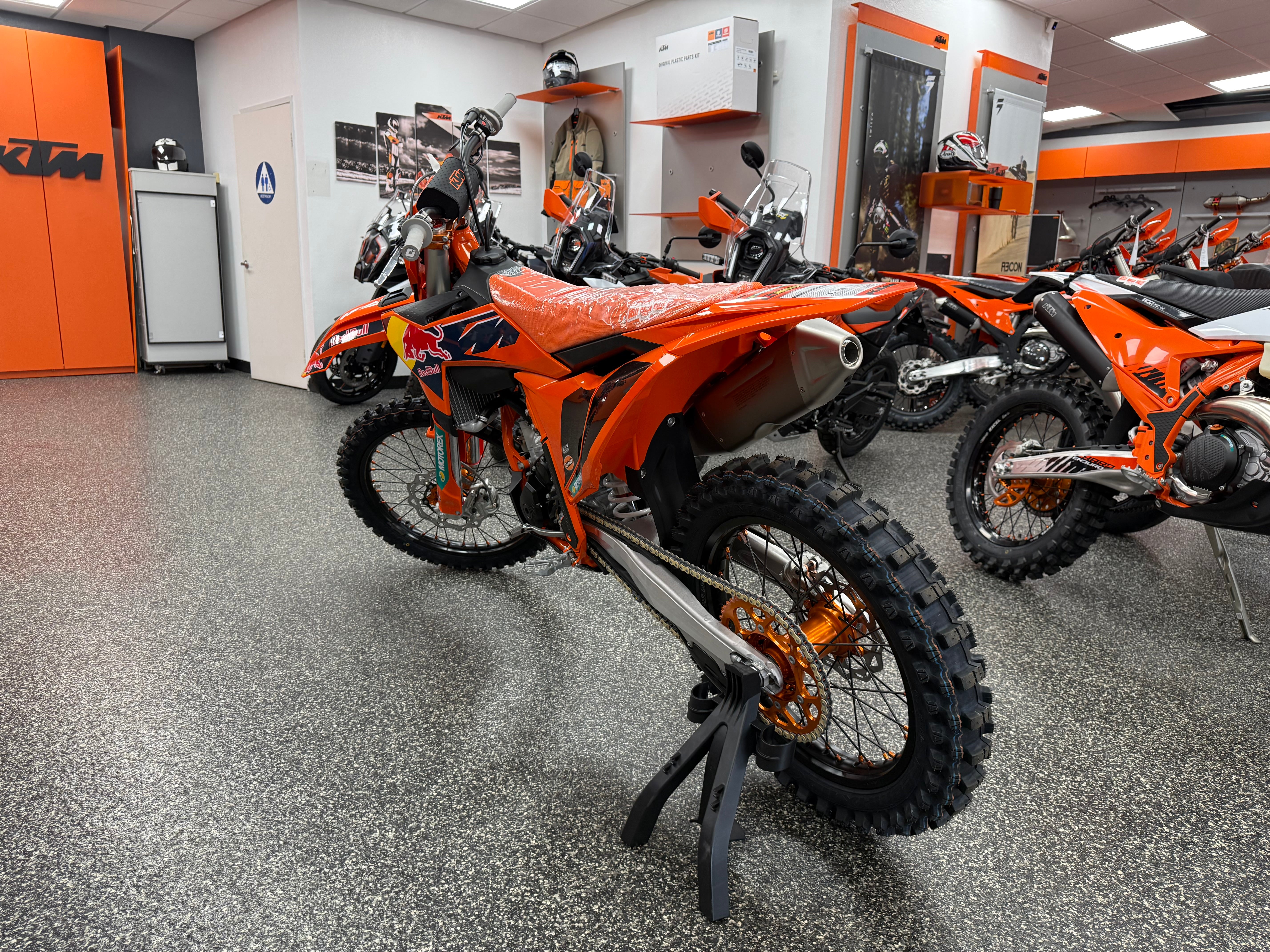 2026 KTM 250 SX-F FACTORY 43 photo