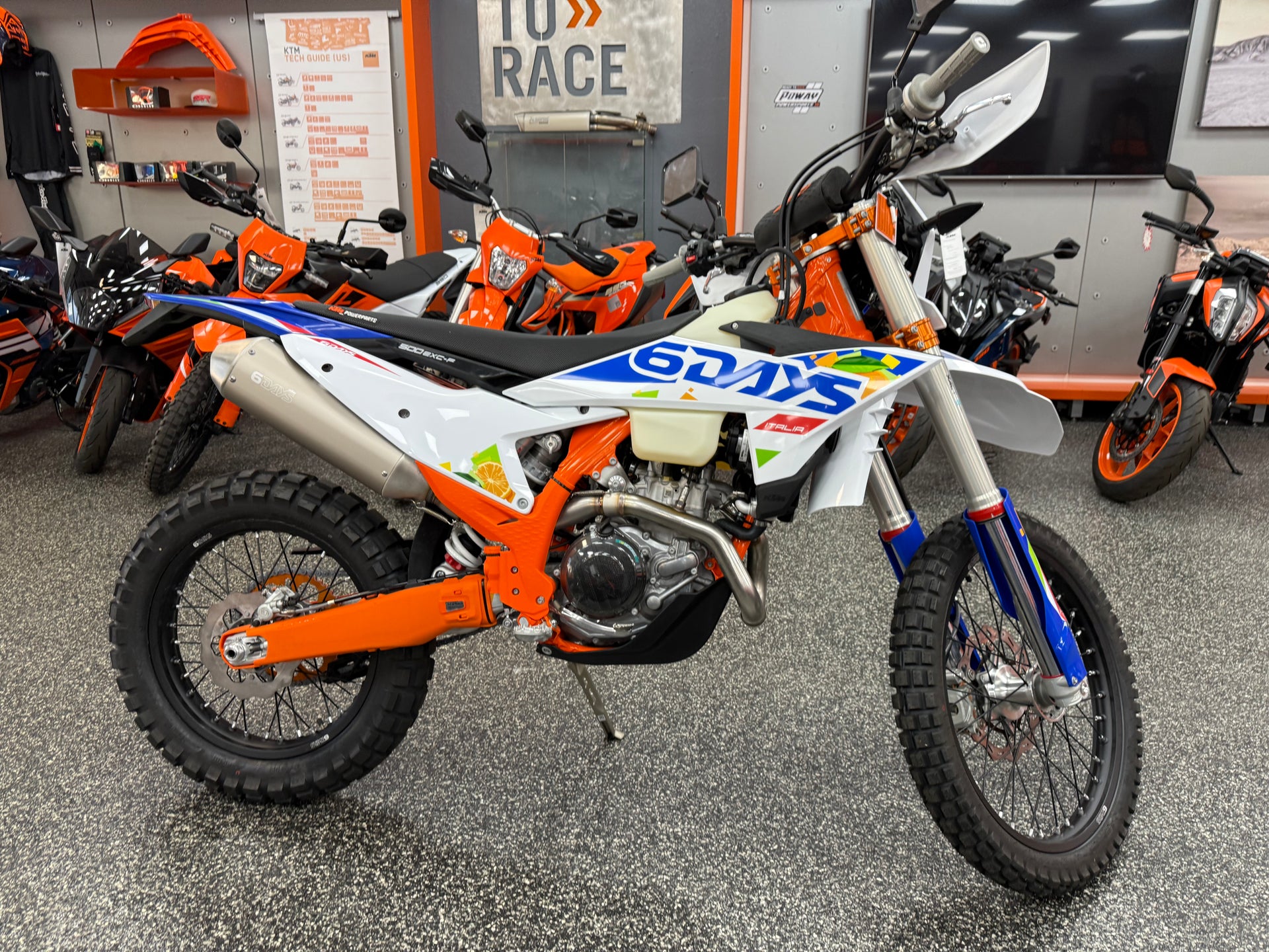 KTM 500 EXC-F SIX DAYS side