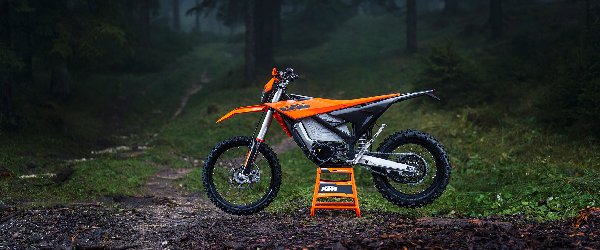 2027 KTM FREERIDE E side